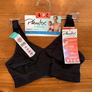 NWT Playtex Nursing Bra— flex to fit